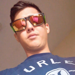 Meet your Posher, Christian